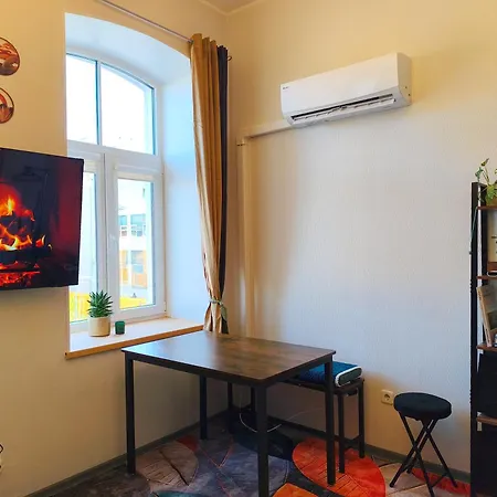 Together, Two Studios, Super Location, Free Parking 公寓 *